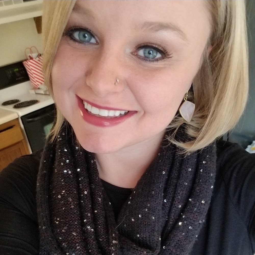Meet your Posher, Lacrisha